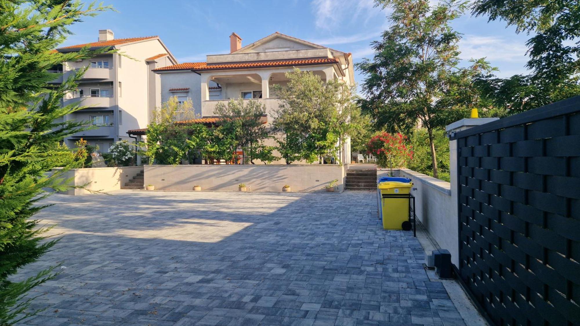 Apartments In Rijeka, Free Parking And Large Terrace, 15Min Drive From The Beach מראה חיצוני תמונה