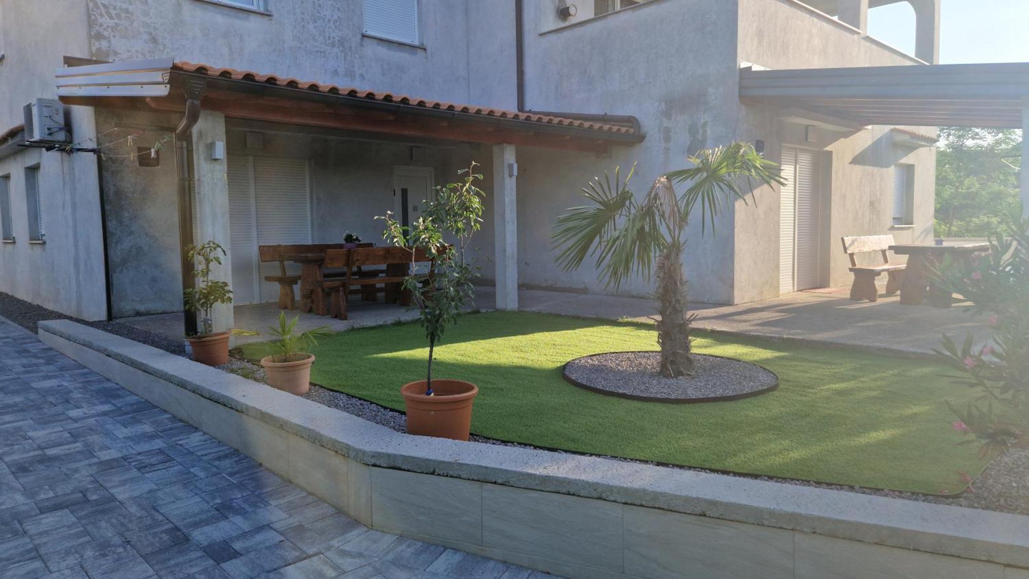 Apartments In Rijeka, Free Parking And Large Terrace, 15Min Drive From The Beach מראה חיצוני תמונה